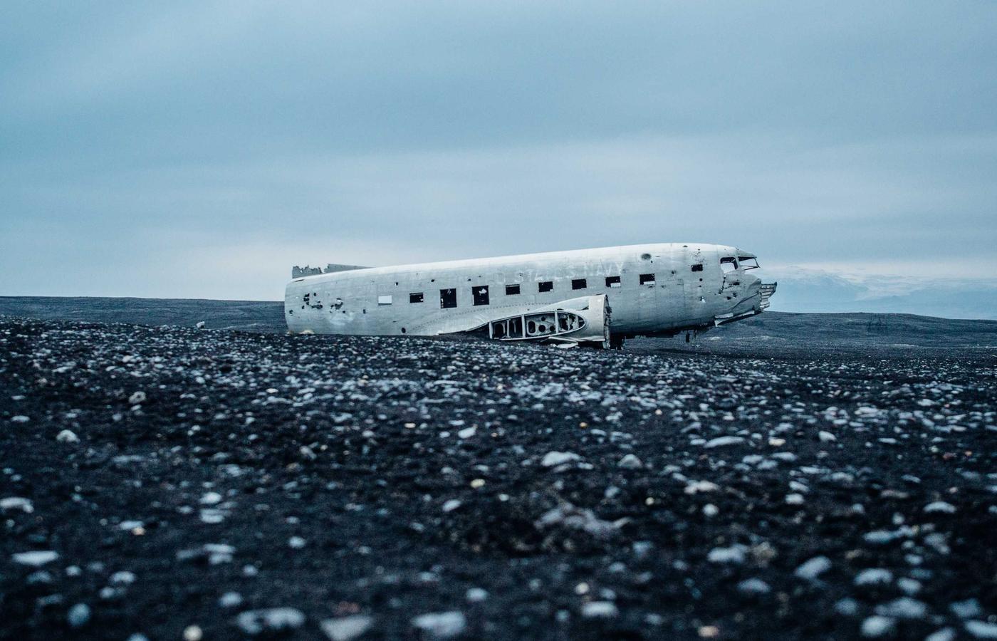 Elegant gedekte tafel tijdens een zakelijk evenement